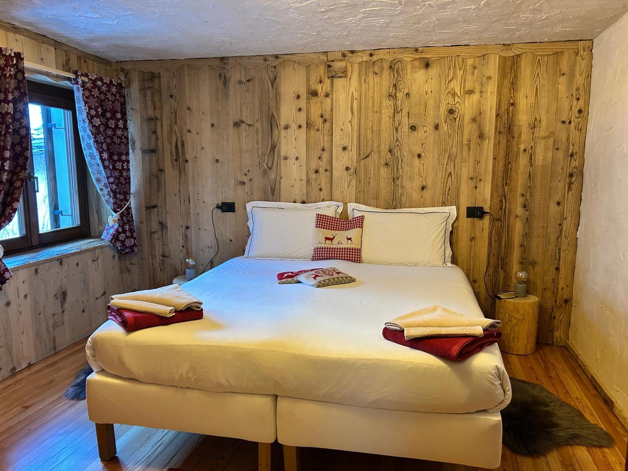 Maison Rongier Nel Centro Di Cogne Dış mekan fotoğraf